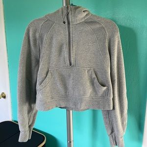 Lululemon scuba half zipped